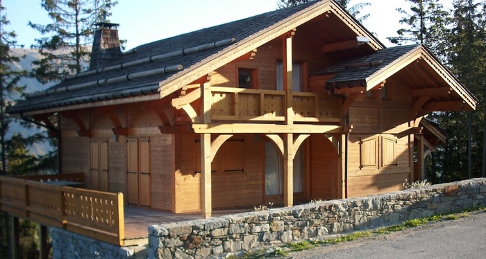 Chalet Le Massif - Chalet bois sur mesure, chalet poteaux poutre et  charpente traditionnelle en Haute-Savoie